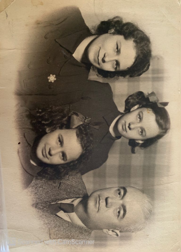 25EAFA61-190C-4EC8-ADBA-7456C891C3F6