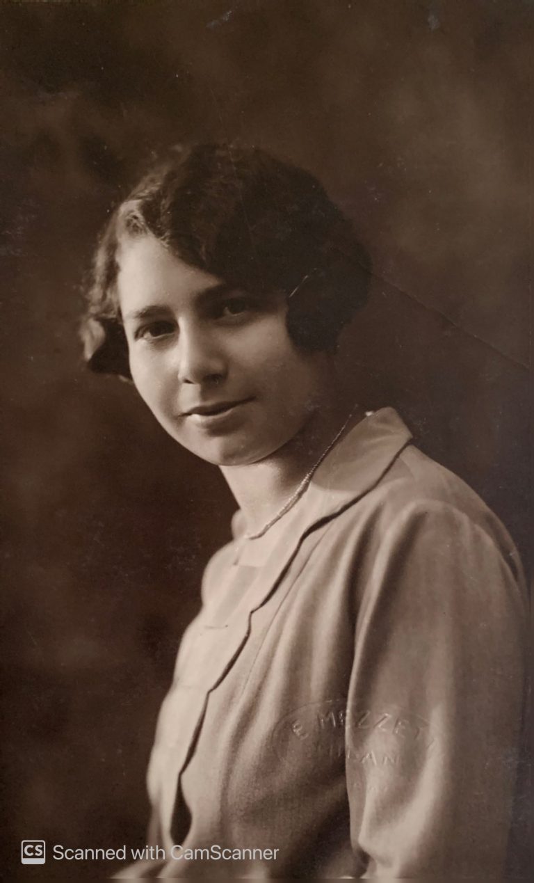 995588C4-AE7E-4C16-A8A9-CA5B08F56F7B