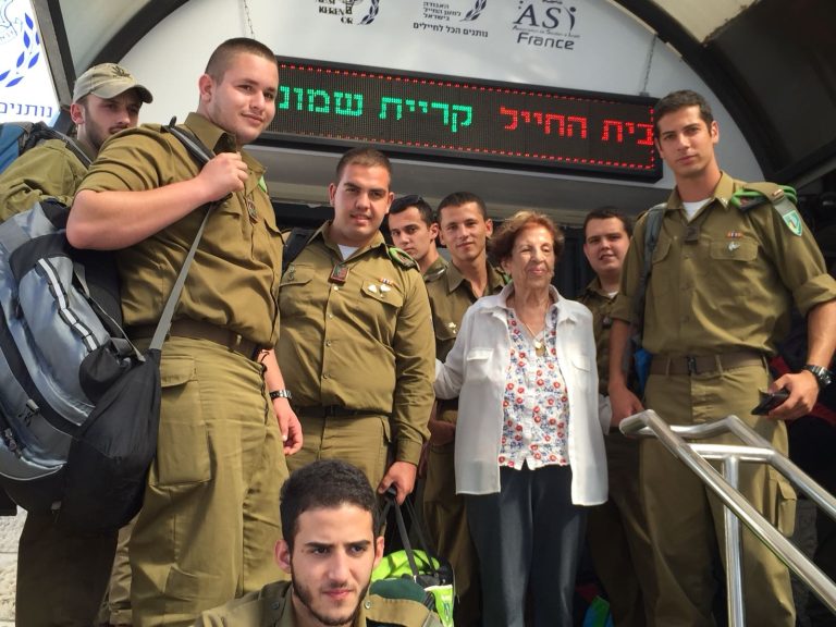 204ec5cd-ab52-4ada-8c84-e6609c9fcbe4