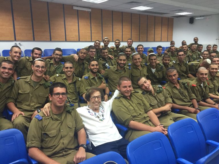 7d9c6e63-e7f9-4993-9867-627f87cdc866