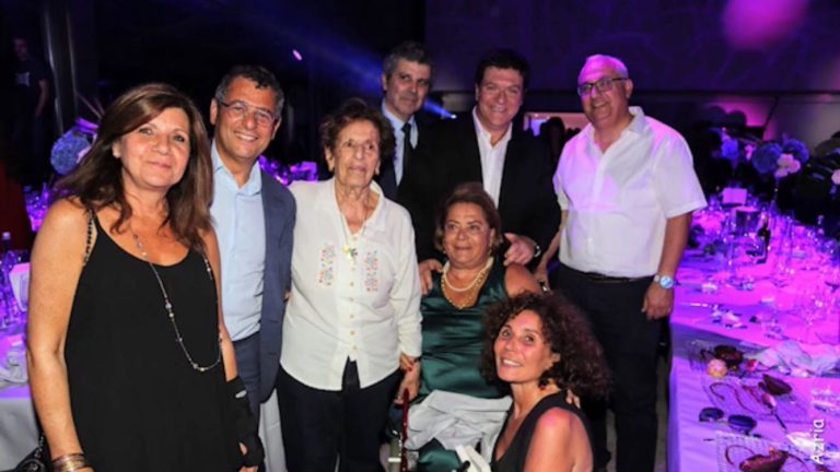 987d89a7-5f67-4caa-8775-4e7d58815b53